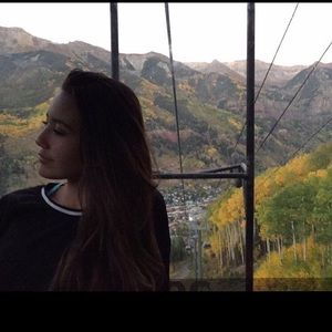 Meet your Posher, Naomi